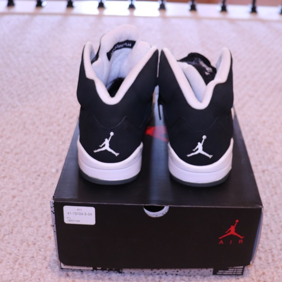 11/29/2013 Air Jordan Retro 5 “Oreo” - Picture 4 of 5